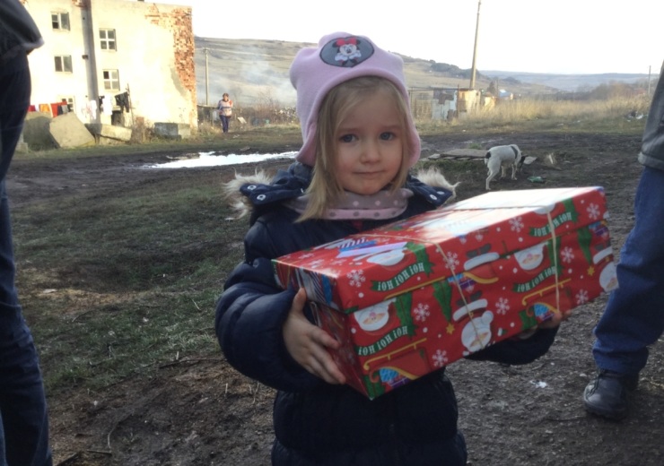 Agency Express Christmas shoebox appeal - Young girl with gift